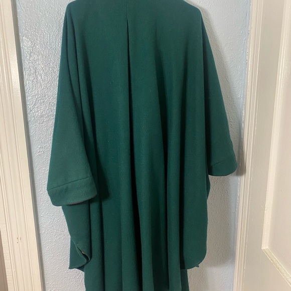 Real Wool Country Walking Cape with Hood - Picture 5 of 12